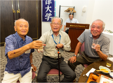 下唐湊・高口・岩城の3校友